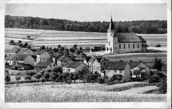 Post Ansichtskarte mit Blick über den Ort. 1938